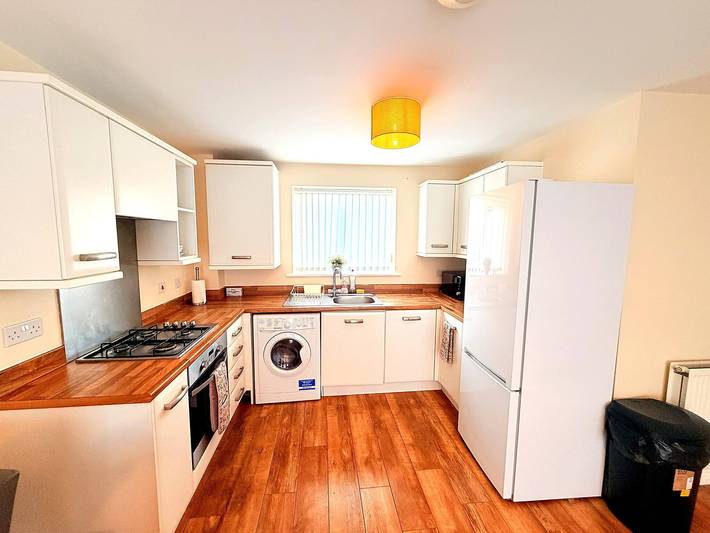 Apartamento entero, Apartamento luminoso y acogedor de 1 cama con aparcamiento gratuito in Coventry, Birmingham y alrededores