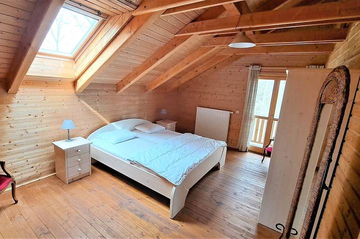 Gîte pour 12 personnes, avec jardin dans Bomal - 4