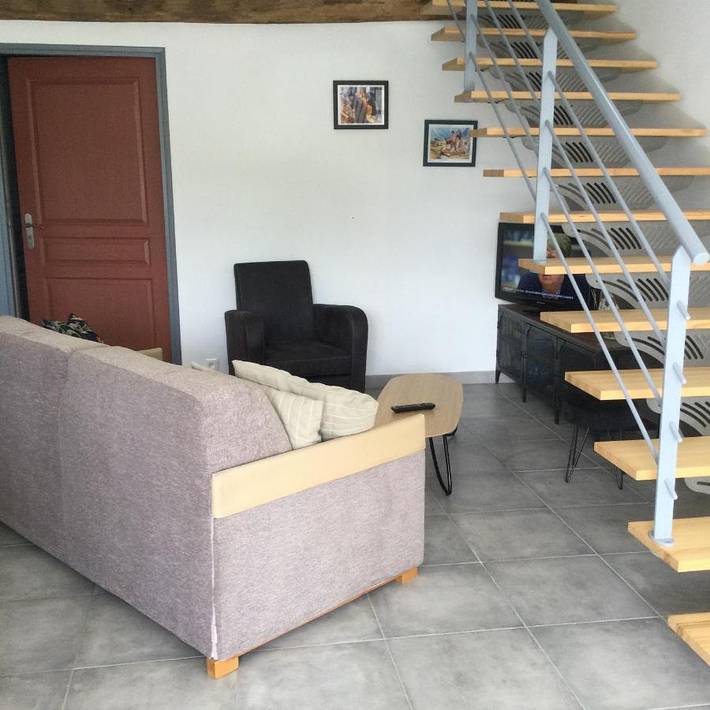 Gîte pour 2 personnes, avec terrasse à Saint-Esteben - 2