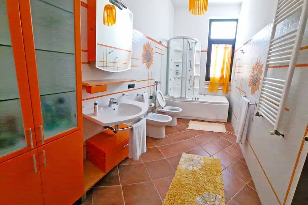 Dream Villa Saraexlusive Luxury Residence with private pool and jacuzzi in Borgo Bonsignore, Ribera