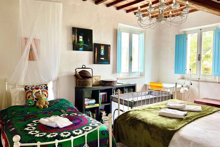 Atemberaubende, geräumige Villa Gioiella mit vier Schlafzimmern an der Grenze zwischen Umbrien und der Toskana in Castiglione del Lago, Lago Trasimeno