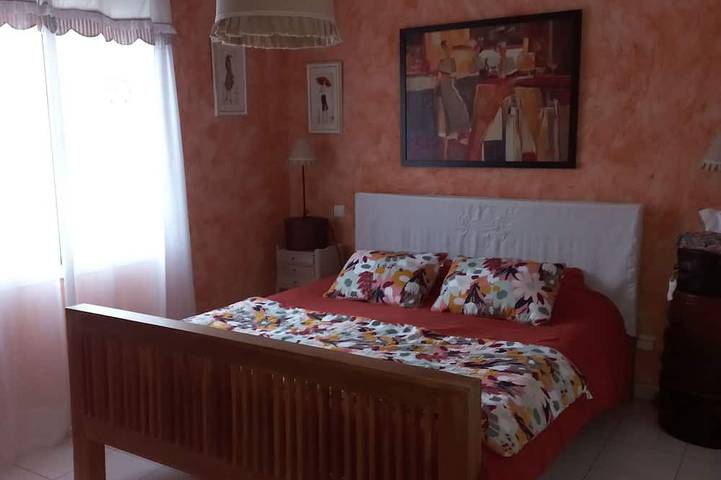 Location de vacances pour 6 personnes, avec piscine et jardin à Saint-Rémy (Dordogne) - 3