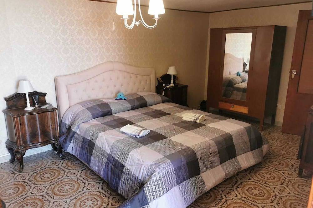 An oasis of peace in Calabria, just minutes from the Ionian and Tyrrhenian seas in Miglierina, Catanzaro Provinz