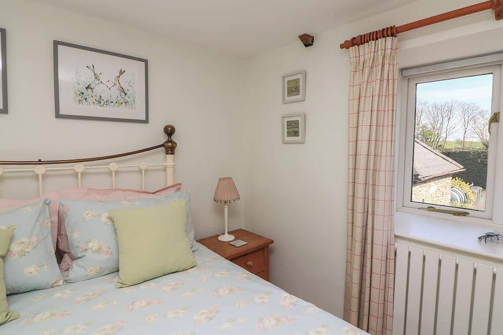 Tinkers Cottage, pet friendly, with a garden in Bigbury in Bigbury on Sea, South Devon