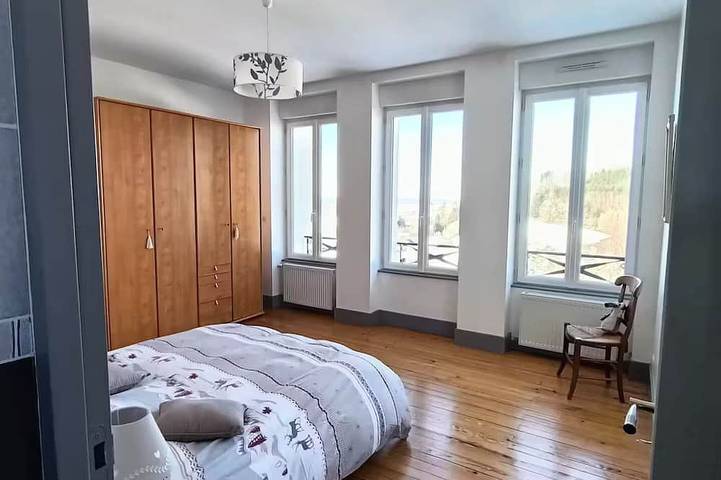 Location de vacances pour 12 personnes, avec jardin à La Tour-d'Auvergne - 4