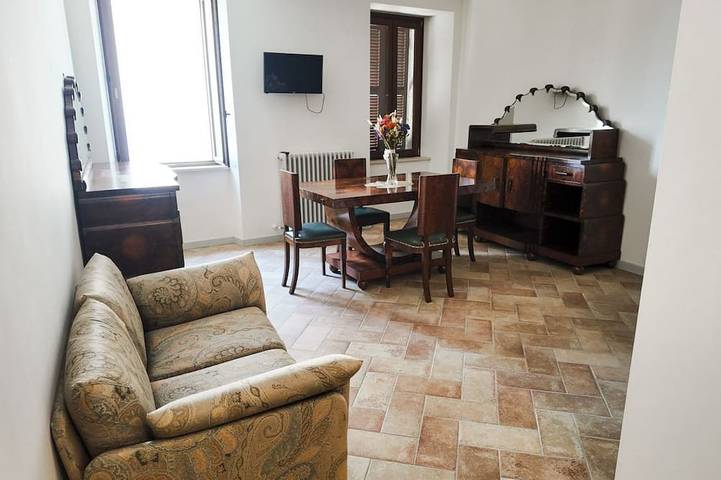 Apartamento entero, Hostmate - Residence Cardinal Del Monte - Apartment 7 in Gualdo Tadino, Provincia de Perugia