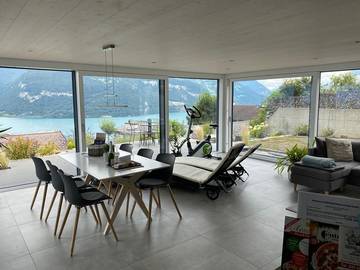 Gîte pour 4 personnes, avec terrasse et jardin à Krattigen