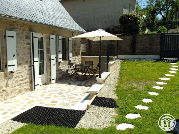 Casa de huéspedes para 3 personas, con jacuzzi y jardín - 1