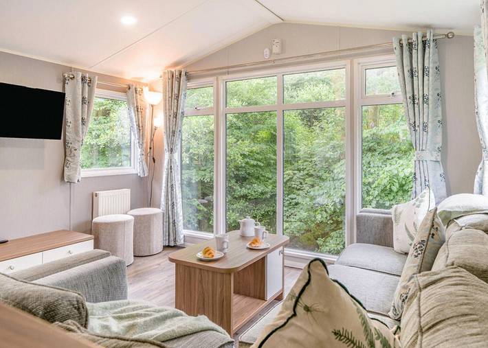 Caravan for 8 people in The Broads