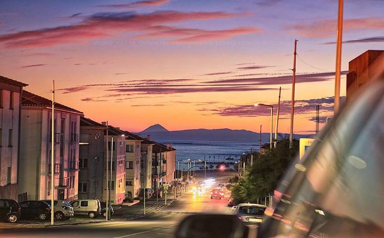 Apartamento para 6 personas, con vistas y terraza en Angra do Heroísmo