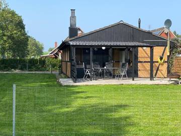 Ferienhaus für 5 Personen, mit Garten und Terrasse, mit Haustier in Jade