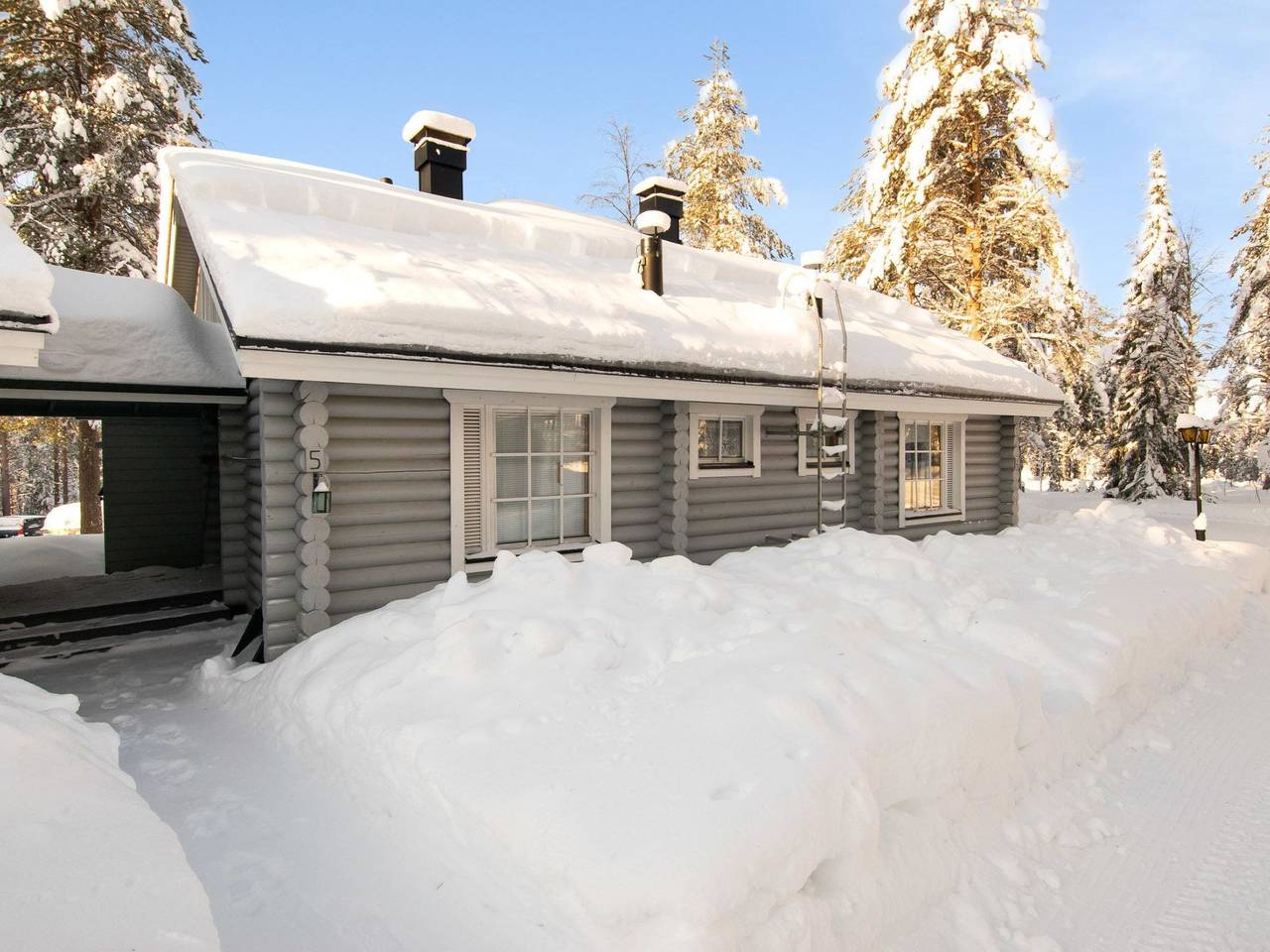 Ukkohovi 5 paritalo in Ukkohalla, Kainuu