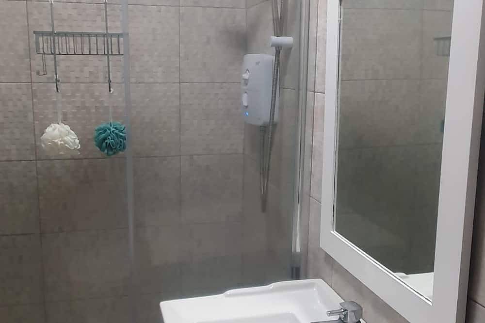 Tranquil countryside farmhouse stay in County Tipperary