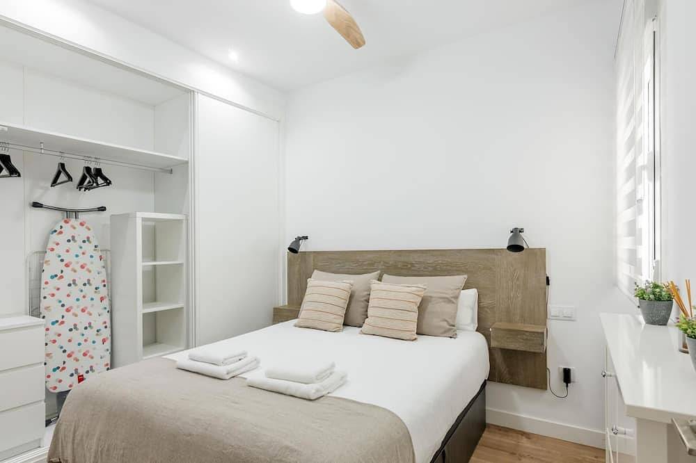 Entire apartment, Ponzano Apartment - 2 bedrooms, renovated in Chamberí (Madrid), Madrid