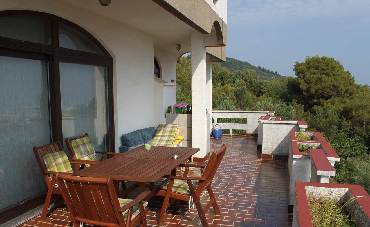 Appartement entier, Ferienwohnung in Kali mit Meerblick, Terrasse, Klimaanlage, W-Lan (4230-3) in Kali, Île d'Ugljan