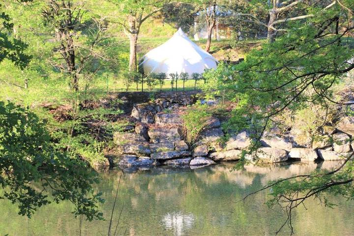 Camping pour 2 personnes, avec Terrasse ainsi que Jardin et Vue