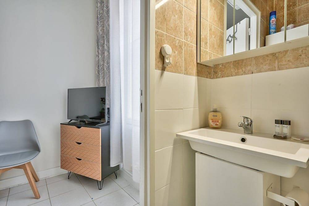 Apartamento entero, Magnificent studio just outside Paris in Clichy, Altos del Sena
