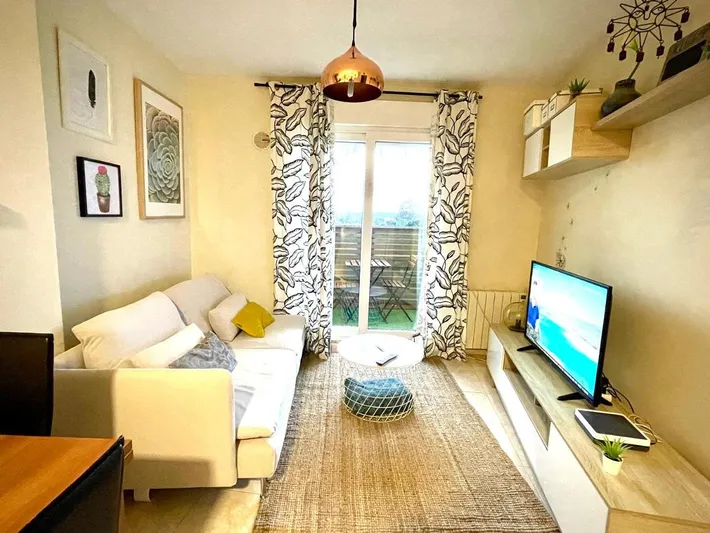 Apartamento de vacaciones para 5 personas, con vistas y terraza - 1