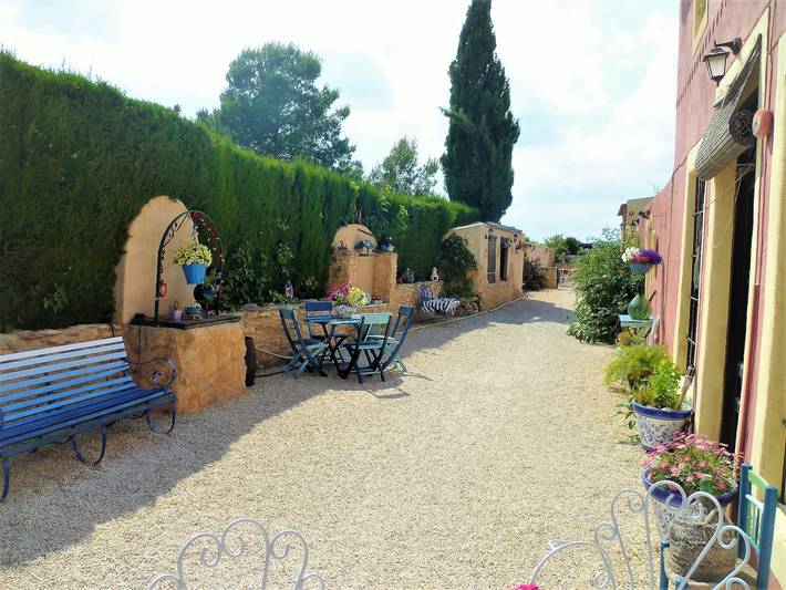 Casa rural para 17 personas, con Balcón/Terraza además de Jardín y Vistas en Petrel (Alicante) - 4