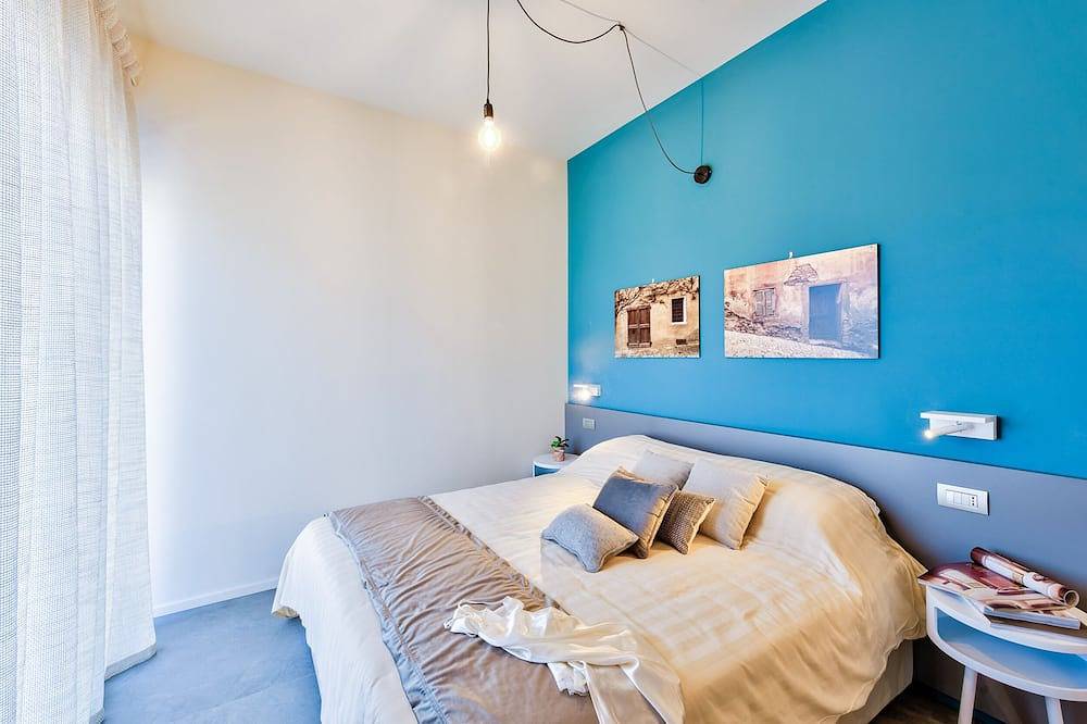 Casa Colbert, Barolo : Entire Palace , 5 Flats in Barolo, Langhe