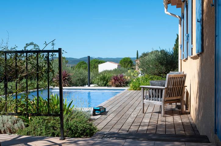 Location de vacances pour 6 personnes, avec terrasse et jardin à Carcès - 4