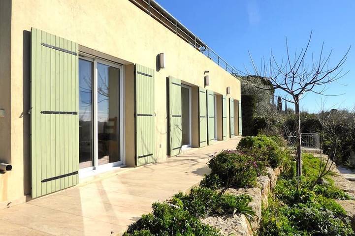 Villa con aire acondicionado y vistas panorámicas del Mar Mediterráneo in Le Castellet, Costa mediterránea (Francia)