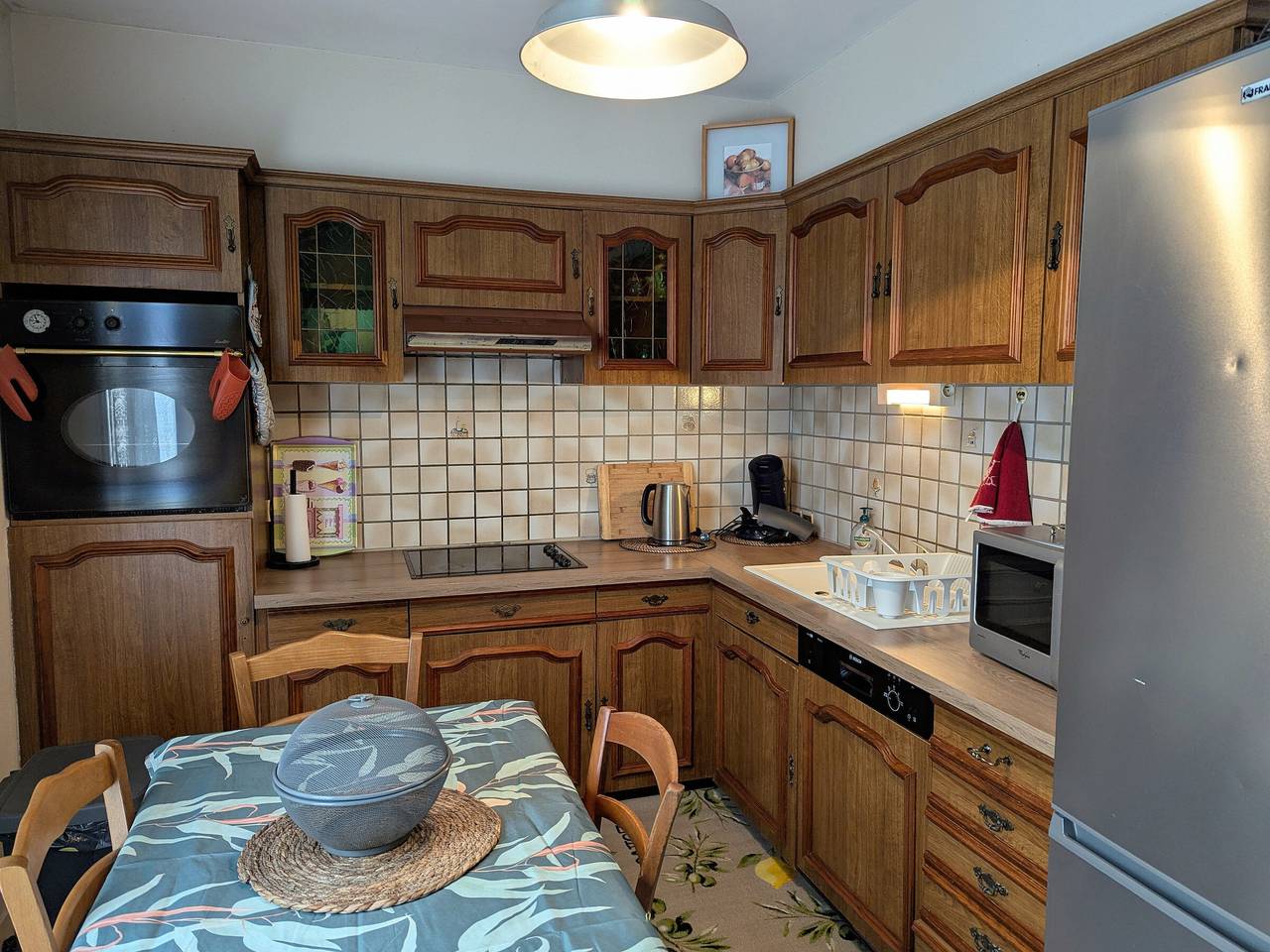 Gemütliches Haus mit Terrasse in der Nähe des Zentrums, 5 Schlafzimmer, 3 Bäder, Parkplatz verfügbar in Sully-sur-Loire, Sologne