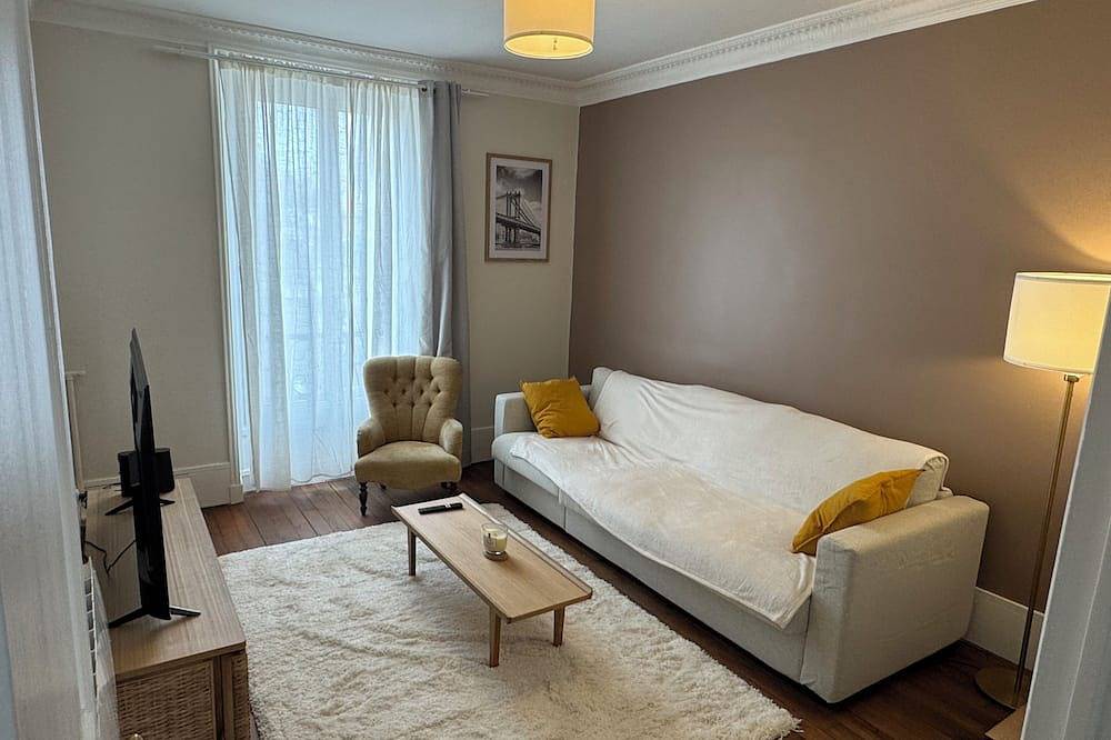 Appartement entier, Bel appartement a deux minutes de Paris in Bagnolet, Seine-Saint-Denis