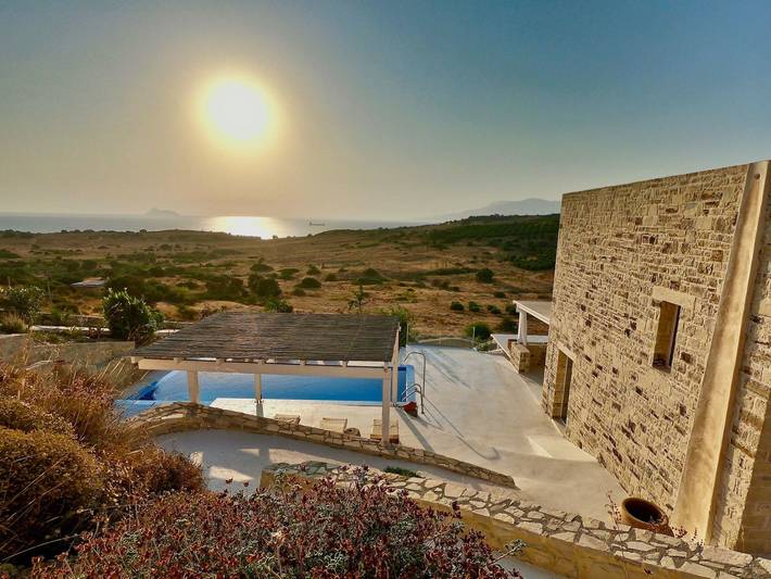 Strandhaus für 7 Personen, mit Terrasse und Pool sowie Garten, mit Haustier auf Kreta