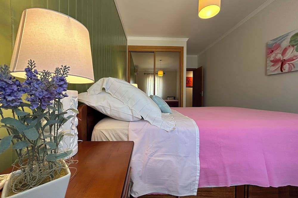 Ganze Wohnung, Moderne 2-Zimmer-Wohnung mit Pool in Strandnähe in Tavira, Santa Luzia (Tavira)