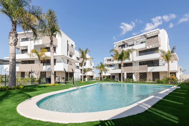 Entire apartment, Apartment 'Laias Home' with Private Pool, Wi-Fi and Air Conditioning in Mar Menor Polaris World, Torre Pacheco