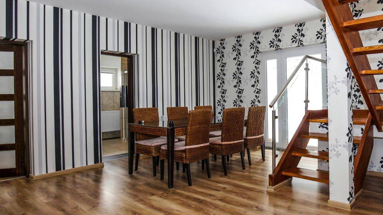 Villa für 14 Personen (379 m²) in Frankstadt in Frenštát pod Radhoštěm, Mährisch-Schlesische Region