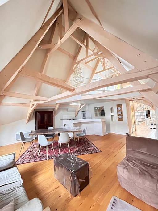 Gîte pour 6 personnes, avec Vue dans Office De Tourisme De Quimper