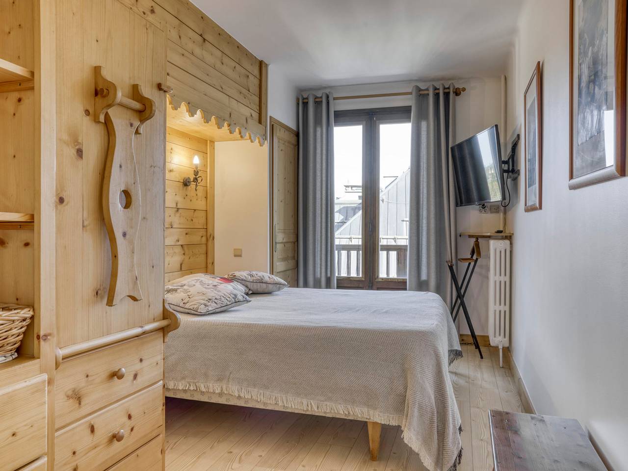 Appartement entier, Appartement 2 chambres en centre-ville à Megève avec balcon et wifi in Megève, Pays du Mont-Blanc