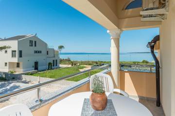 Ferienwohnung für 2 Personen, mit Balkon und Balkon/Terrasse in Zadar