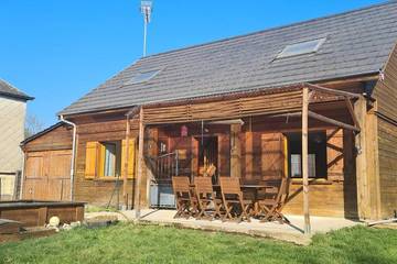 Gîte pour 10 personnes, avec jardin à Signy-l'Abbaye