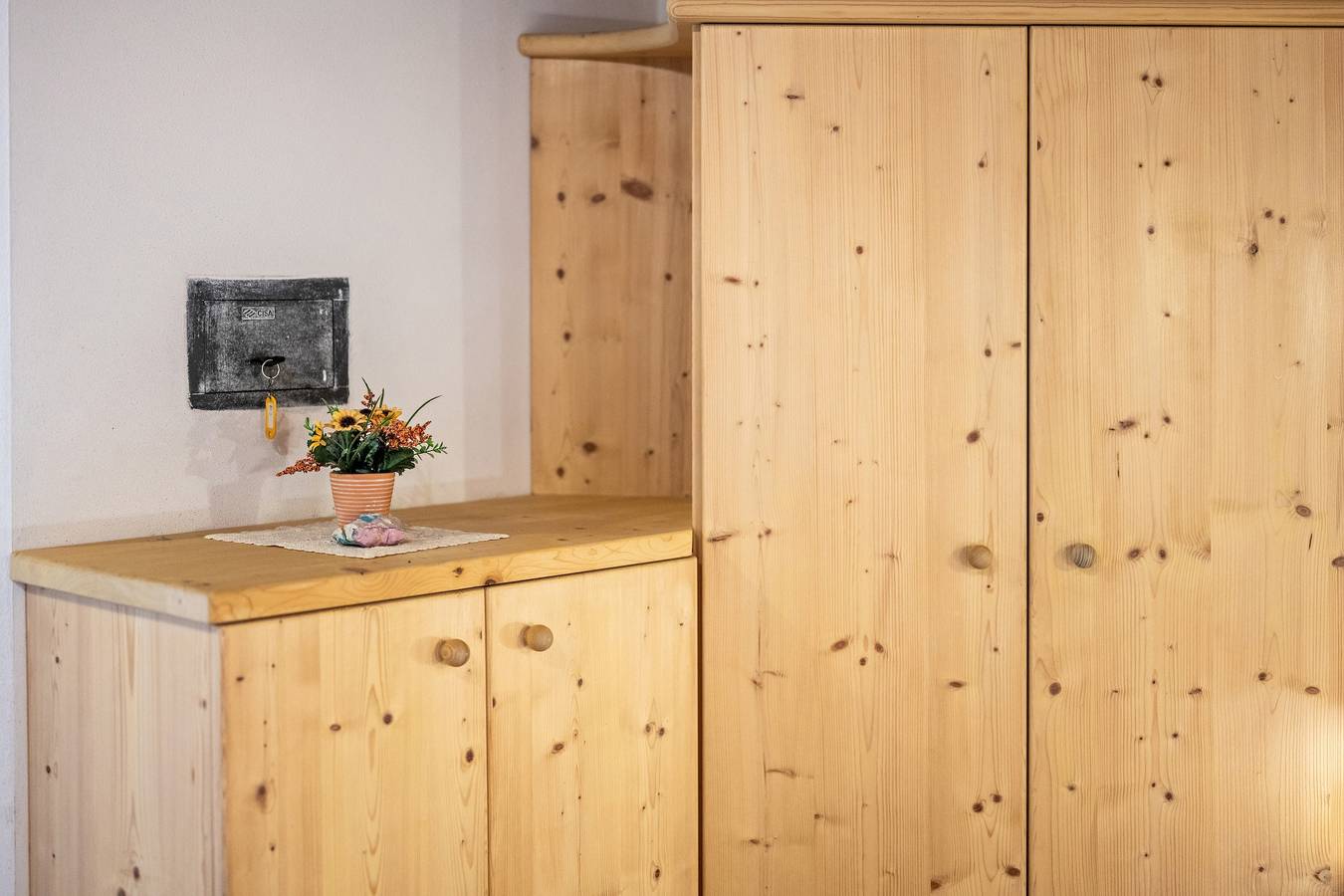 Ganze Wohnung, Ferienwohnung "Lindenhof Apt 3" mit Balkon & Wi-Fi in Dörfl, Vintl