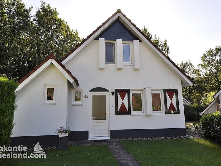 Ferienpark für 6 Personen, mit Terrasse und Balkon/Terrasse in Friesland