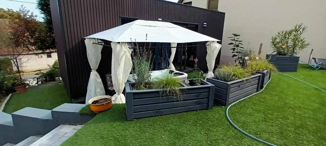 Location de vacances pour 2 personnes, avec Jacuzzi et Terrasse ainsi que Jardin et Vue dans Wintzenheim-Kochersberg
