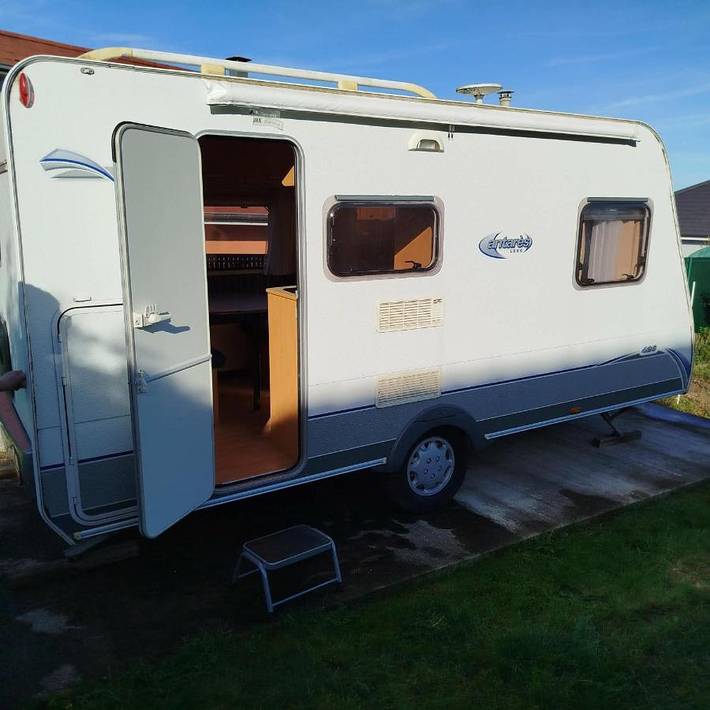 Tente pour 5 personnes, avec Terrasse et Jardin dans Haute-Saône
