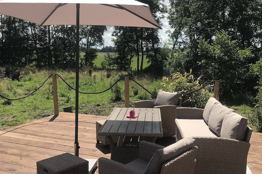 Ganze Wohnung, Gulfhof Ferienwohnung „Wangerooge“ mit Blick ins Naturschutzgebiet in Großefehn, Landkreis Aurich