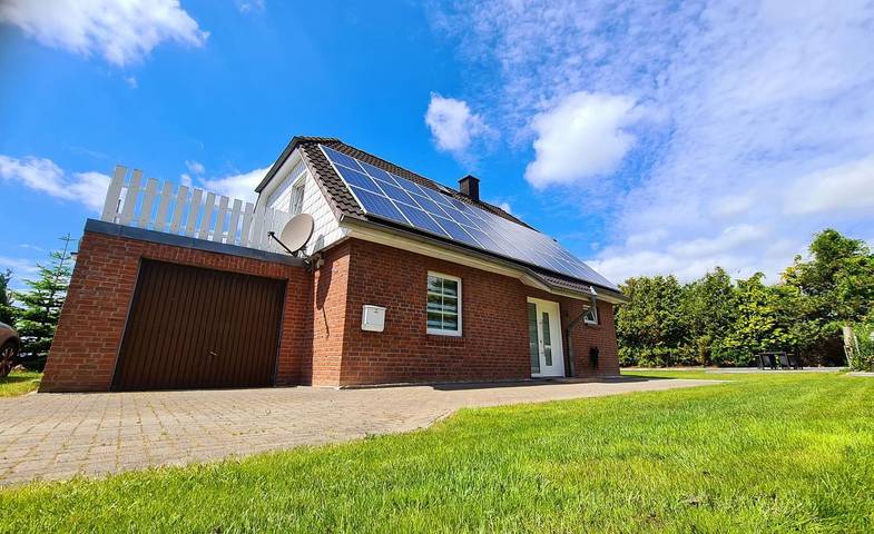 Ferienhaus für 10 Personen, mit Sauna und Garten