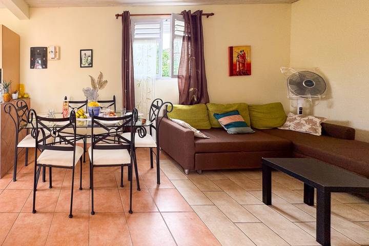 Le Lamentin - Patio - Tv in Le Lamentin, Martinica
