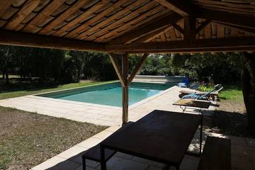 Gîte pour 5 personnes, avec jardin et piscine à Souvignargues