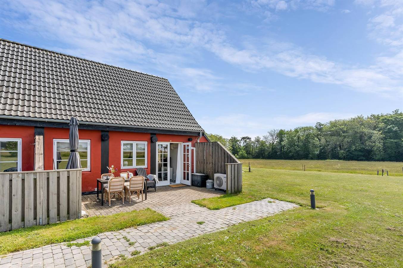 Ganze Wohnung, Amazing apartment in Aakirkeby w/ 1 Bedrooms and Outdoor swimming pool in Aakirkeby, Bornholm