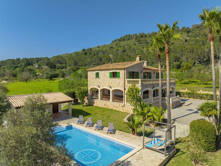 Chalet para 12 personas, con terraza y jardín - 1