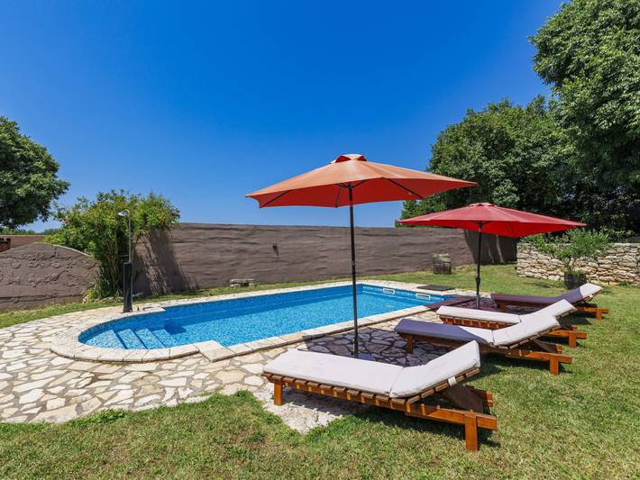 Ferienhaus für 6 Personen, mit Terrasse und Garten - 1