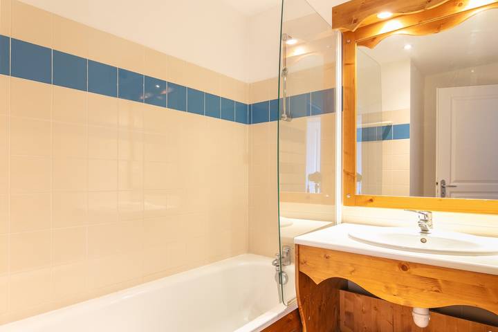 Ganze Wohnung, Ferienwohnung für 10 Personen mit Sauna in Chamrousse, Nationalpark Écrins