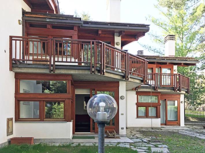 Appartement de vacances pour 4 personnes, avec Terrasse et Jardin à Bardonnèche