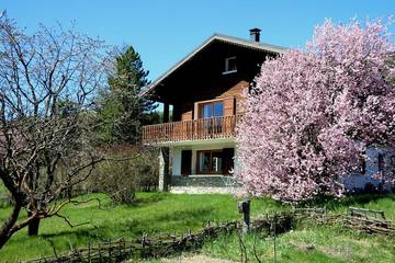 Location de vacances pour 2 personnes, avec jardin et terrasse, animaux acceptés à Barcelonnette